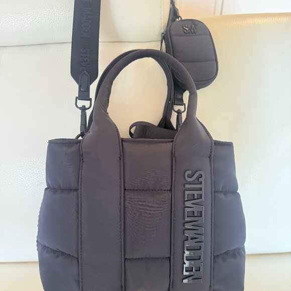 NWT STEVE MADDEN BBANDO SATCHEL CROSSBODY BAG W AIRPOD CASE NAVY - Picture 1 of 6